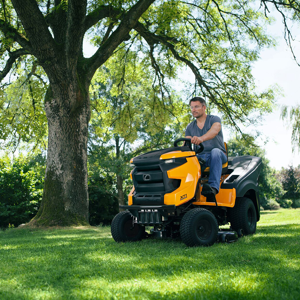 Traktor kosačica Cub Cadet XT1 OR95 – 95cm – 547 cc – Hydrostatic – sa sakupljačem